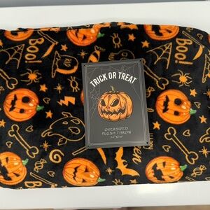Halloween Plush Throw Blanket Black Trick Or Treat Jack O’Lantern Candy 50”x70”